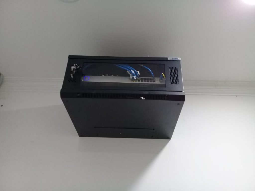 Jaringan Lan,Fiber optik dan Wireless